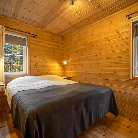 Дом отдыха - 8p - With Sauna & Hot Tub